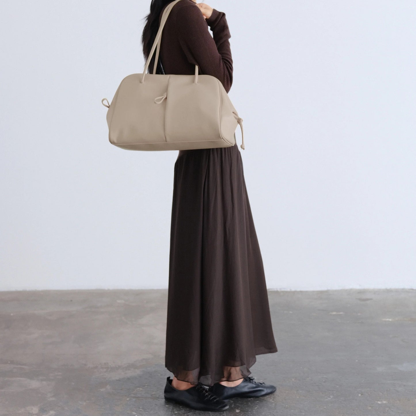 Water Repellent Vegan Leather Curved 14 Inch Laptop Shoulder Tote Bag